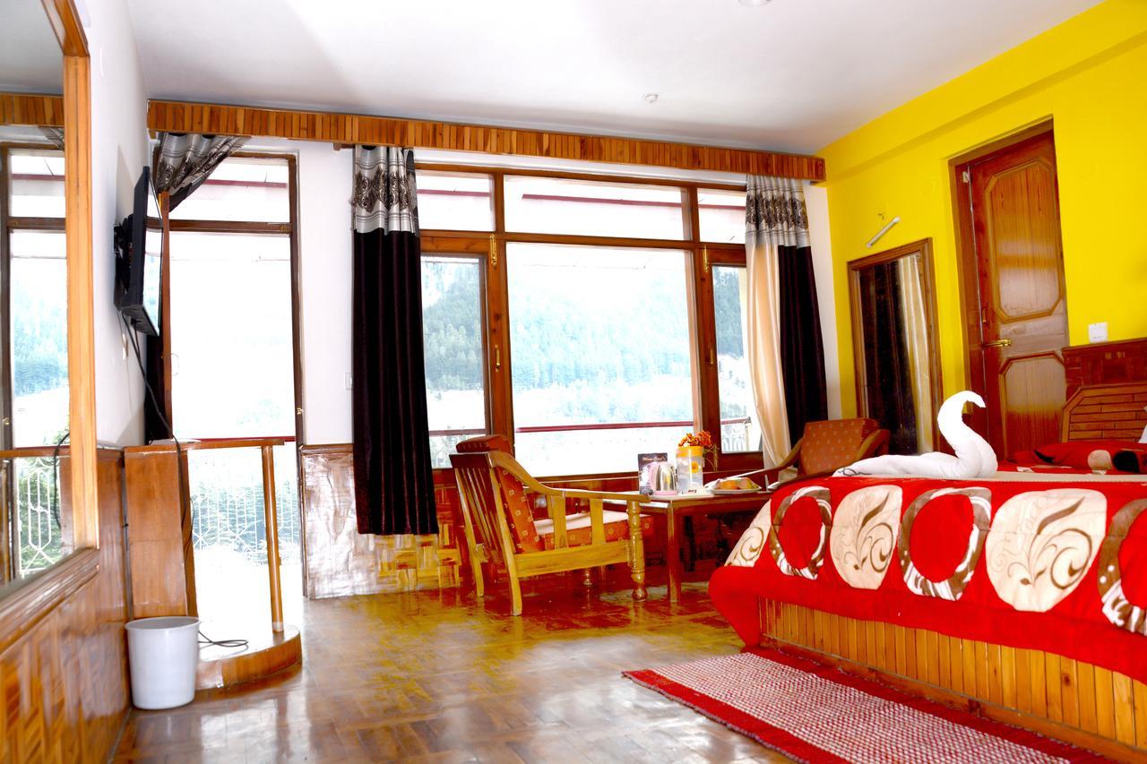 Hotel Rajhans Manali Exterior foto